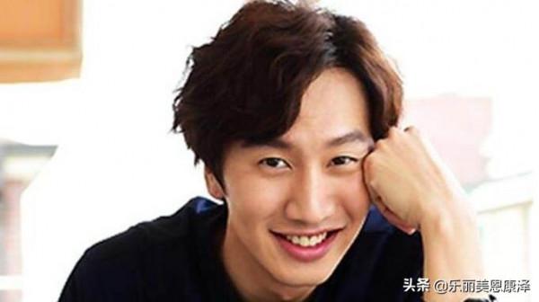 韓國國民男神之李光洙,綜藝之神附體的富二代,開著跑車進演藝圈 韓國國民男神之李光洙,綜藝之神附體的富二代,開著跑車進演藝圈