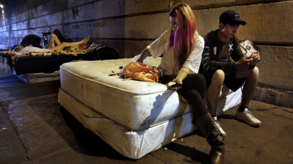 費城的“殭屍樂園”是美國癮君子的地獄