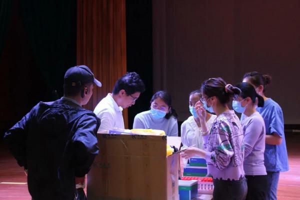 【旅院聚焦】啊~~!剛做完核酸檢測,我又體驗了一把新科技…… 【旅院聚焦】啊~~!剛做完核酸檢測,我又體驗了一把新科技……