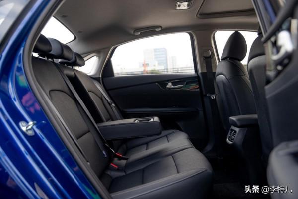 韓系家轎天花板?全新一代起亞K3對比現代全新伊蘭特 韓系家轎天花板?全新一代起亞K3對比現代全新伊蘭特