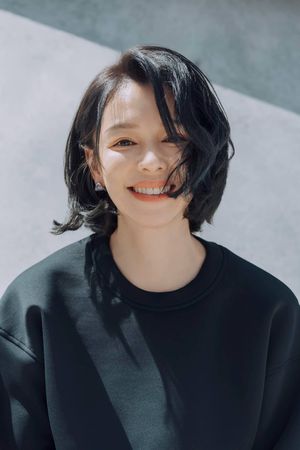 徐若瑄走出陰霾「十指緊扣示愛」！首發文：你人生重要時刻，我都會在