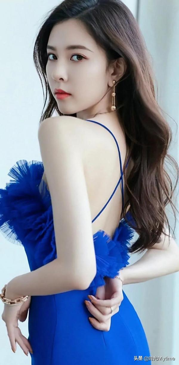 明星桌布：宋妍霏（Cecilia）