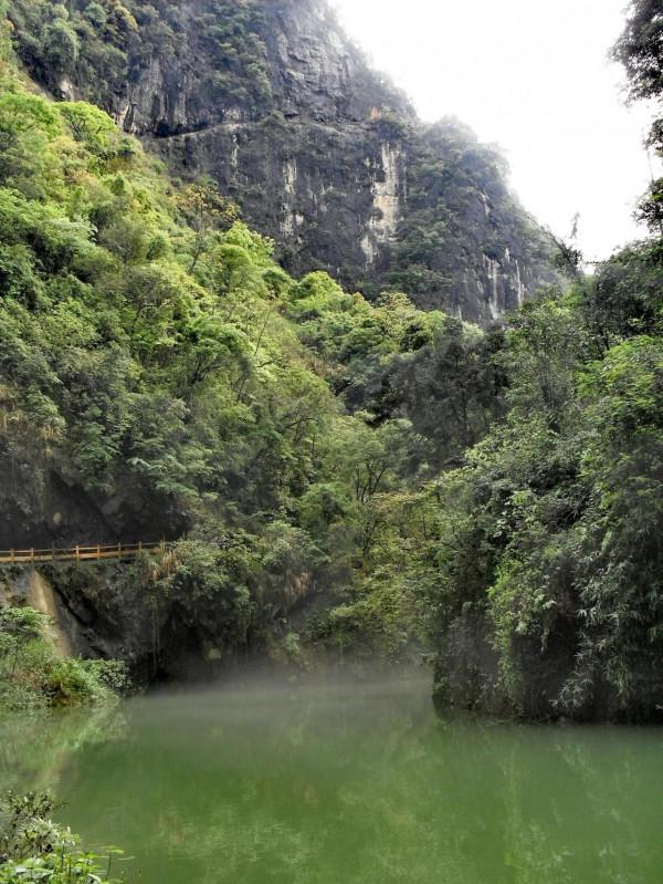 天景山仙人橋景區:有“天上美景,人間仙境”之美譽 天景山仙人橋景區:有“天上美景,人間仙境”之美譽