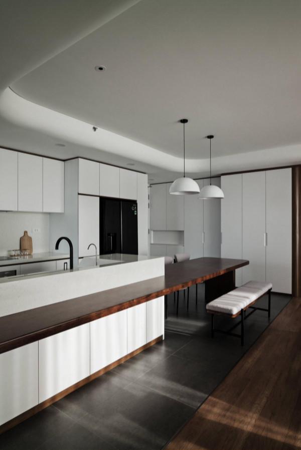 120㎡，風格很難過時，一個務實又不花哨的家，受歡迎是有道理的