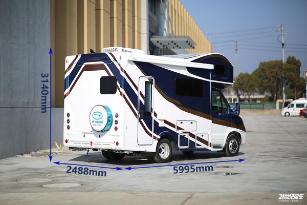 外觀辨識度高,內部佈局合理!實拍拓銳斯特海王星1號房車 外觀辨識度高,內部佈局合理!實拍拓銳斯特海王星1號房車