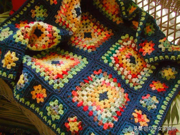 我家從來不買被單,我家用的全是手工針織的毯子,你喜歡嗎? 我家從來不買被單,我家用的全是手工針織的毯子,你喜歡嗎?