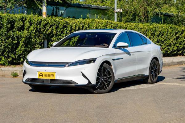 新能源冬測｜這三款純電汽車，你更看好誰！