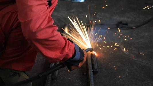 我給“嫦娥”焊“大腦”