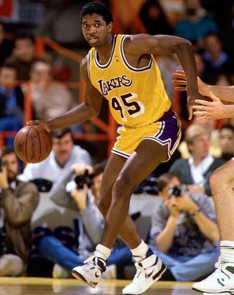 NBA很多球星是被傷病毀掉,但這5人卻堪稱“傷病絕緣體” NBA很多球星是被傷病毀掉,但這5人卻堪稱“傷病絕緣體”