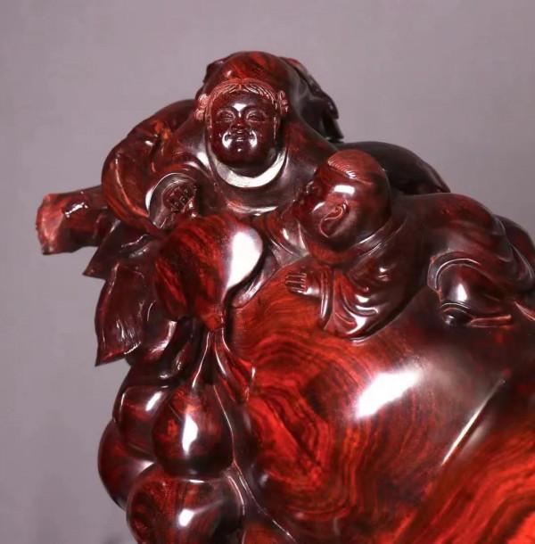 童子抱葫蘆，福祿大雙全！別樣設計紫檀木雕作品