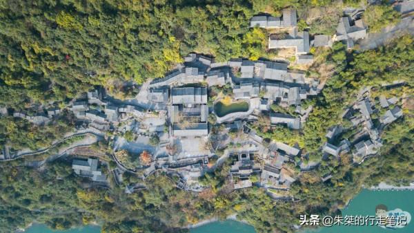 中國首創大型民俗旅遊區，被歐陽修等名人讚譽，就在世界水電之都