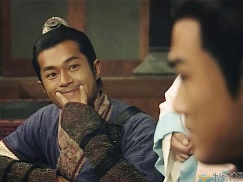 從收視冠軍看TVB興衰史，盤點1992—2021年TVB年冠，差距就出來了