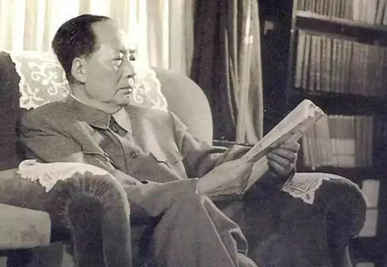 1976年毛主席逝世後，李敏致電張仙朋：你為何還不來北京悼念爸爸