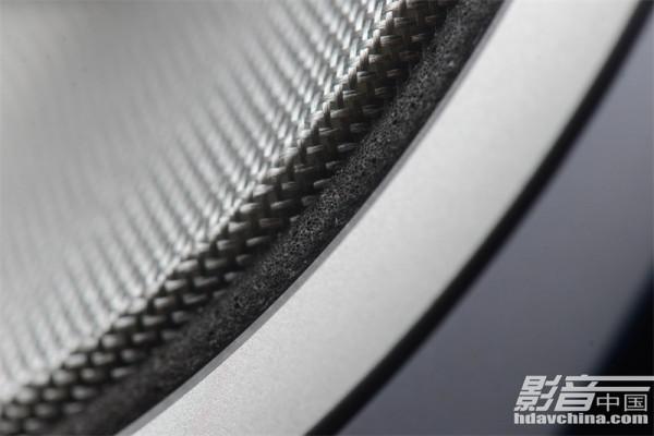 「測評」B&amp;W 702簽名版（午夜藍色）：紀念品牌成立55週年，融入800系列元素