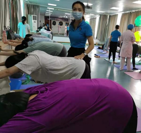 一品清蓮瑜伽告訴你：孕期瑜伽序列，舒緩壓力，讓你身心舒暢