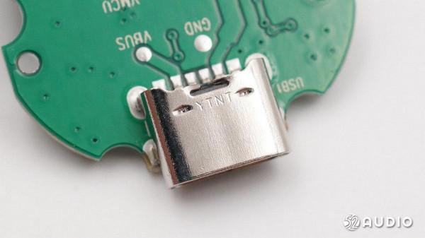 支援無線連線，高畫質大螢幕，蛋小蛋智慧掃譯筆拆解報告