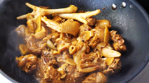 秋冬多給孩子做6道菜,葷素搭配合理,鈣量豐富,常吃個子竄得快 秋冬多給孩子做6道菜,葷素搭配合理,鈣量豐富,常吃個子竄得快