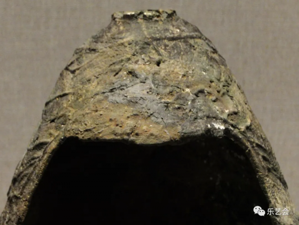 骨鳴嘀 角力帶 雙魚鏡:孟和套格套分享內蒙古博物院系列 骨鳴嘀 角力帶 雙魚鏡:孟和套格套分享內蒙古博物院系列