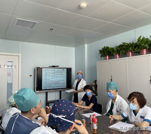 多次失去孩子的“熊貓血”孕婦,在這次危急時刻遇見了她們…… 多次失去孩子的“熊貓血”孕婦,在這次危急時刻遇見了她們……