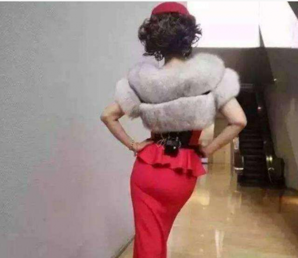 不老女神樊麗君:為美貌36年不吃晚飯,5年抗癌共經歷31次放化療 不老女神樊麗君:為美貌36年不吃晚飯,5年抗癌共經歷31次放化療