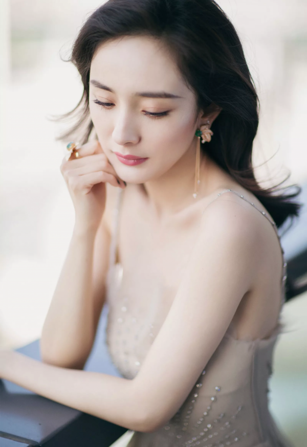 楊冪：愛你久久寫真集（一）