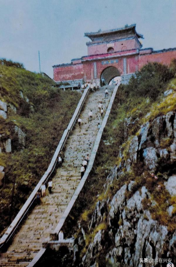 孤行七年艱辛路走遍中國展神州6（途中見聞趣事）