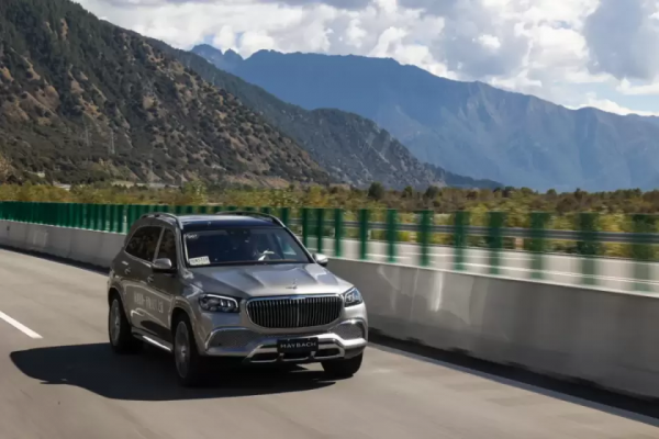 駕賓士SUV探索318（下）：一車一世界