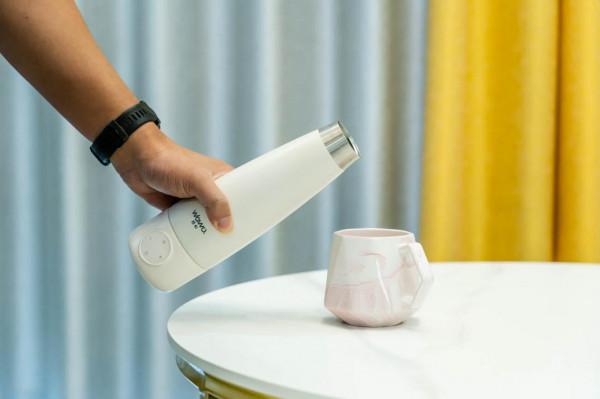 娃物無線恆溫水杯評測:真無線精準加熱隨時隨地給寶寶泡奶 娃物無線恆溫水杯評測:真無線精準加熱隨時隨地給寶寶泡奶