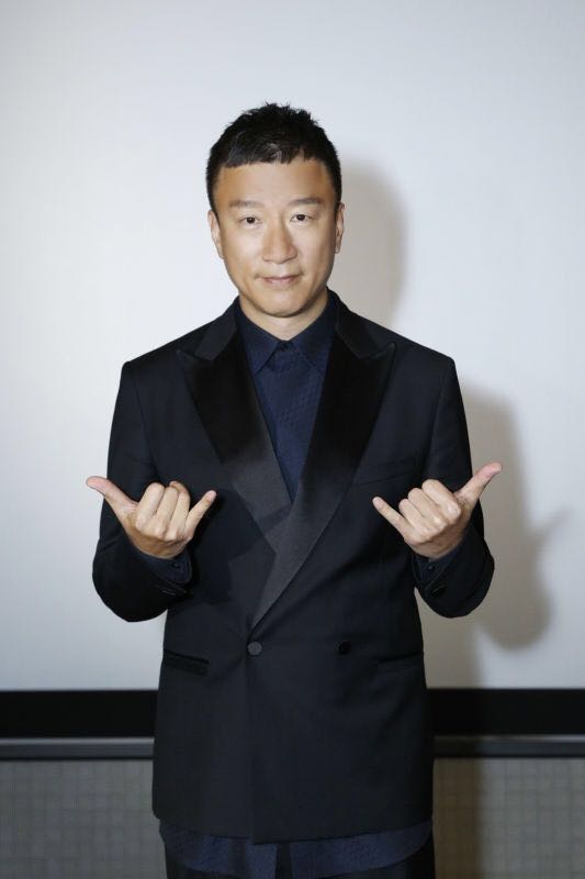 怒撕黃渤和孫紅雷參加綜藝節目,馮小剛稱這是演藝圈的恥辱 怒撕黃渤和孫紅雷參加綜藝節目,馮小剛稱這是演藝圈的恥辱