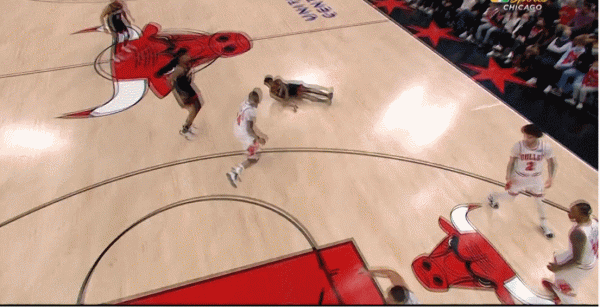 德羅贊拿到26分,公牛133比118完勝火箭 德羅贊拿到26分,公牛133比118完勝火箭