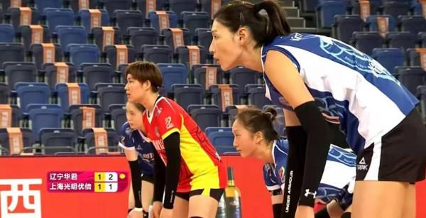 遼寧一傳慘不忍睹，仲慧大力跳發一輪帶走，石冰彤遭主帥靈魂拷問
