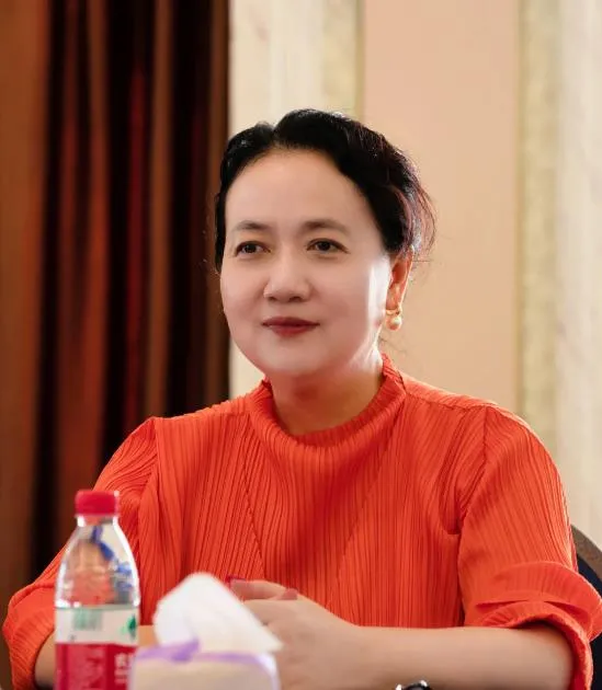 富安娜老闆離婚，老闆娘持股10億元，90年代初從南京來深圳追夢