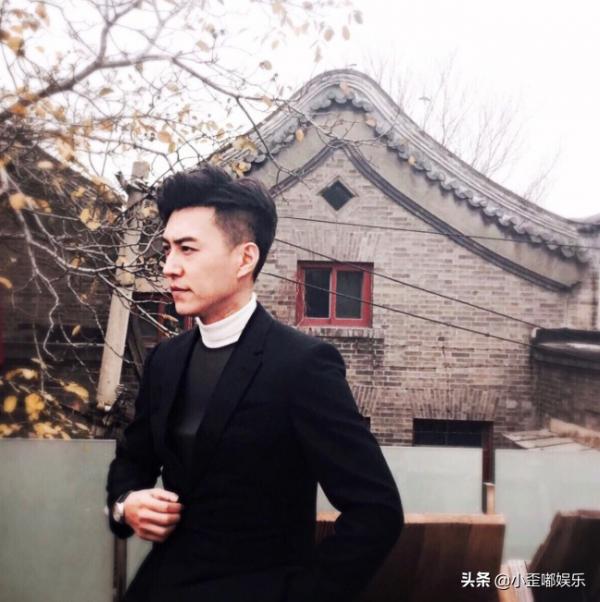 “霸道總裁”別硬演，用力過度又油又土，有人站那就是人間富貴竹