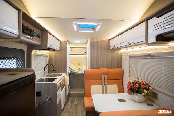 同價位之爭!4款上汽躍進H300平頭輕卡房車選誰不選誰? 同價位之爭!4款上汽躍進H300平頭輕卡房車選誰不選誰?