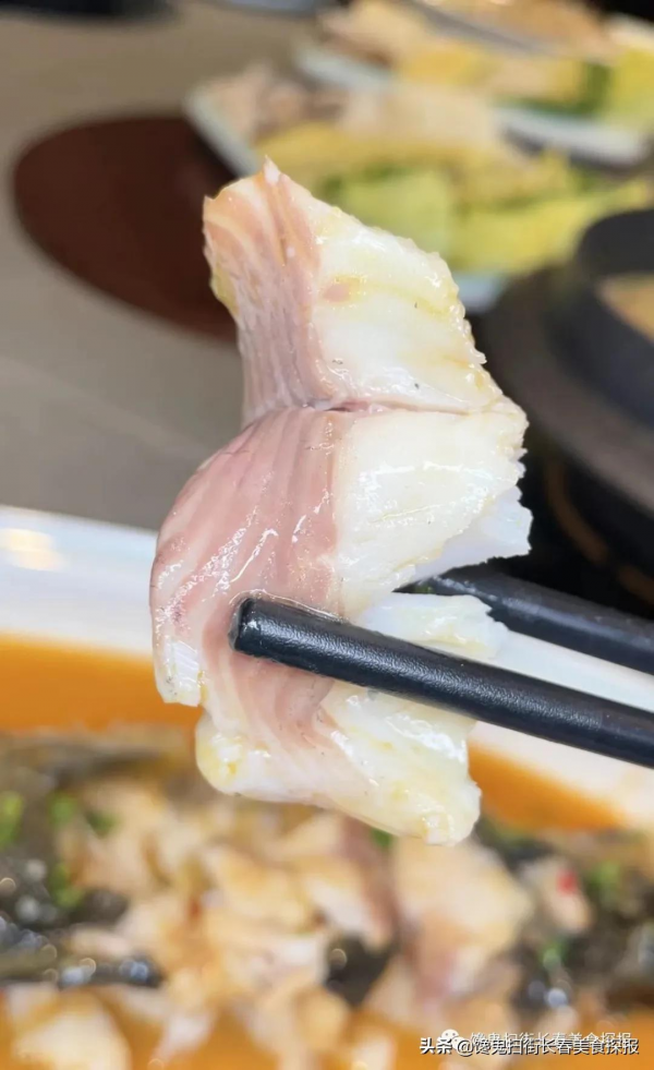 來自汪清百草溝。花泥鰍、川丁子,長白山小魚湯,已16年 來自汪清百草溝。花泥鰍、川丁子,長白山小魚湯,已16年