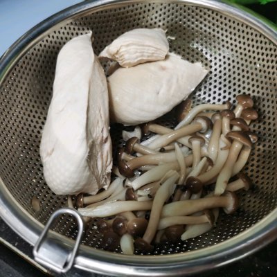 做法簡單零失敗的雞絲涼拌菜,減肥必備 做法簡單零失敗的雞絲涼拌菜,減肥必備