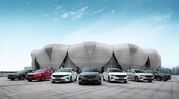 新能源車市持續升溫！國際大行持續看好中國汽車行業，並將這家車企評級展望升至穩定