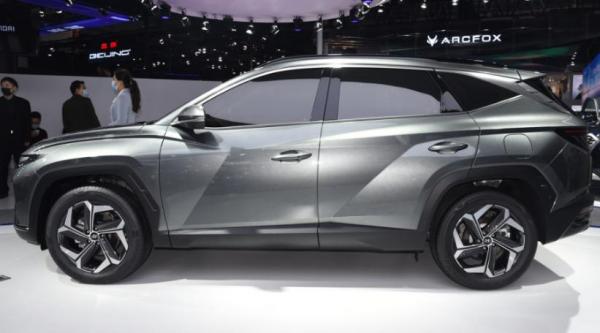 全系自動擋+200馬力+10.25英寸大屏,入手第五代途勝L是否超值? 全系自動擋+200馬力+10.25英寸大屏,入手第五代途勝L是否超值?