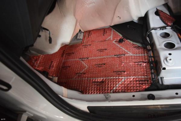 昆明寶馬3系全車SMART隔音,安靜駕乘生活!昆明發燒友汽車音響 昆明寶馬3系全車SMART隔音,安靜駕乘生活!昆明發燒友汽車音響