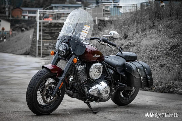 超百匹馬力，給油就能起飛！印第安新車試駕報告