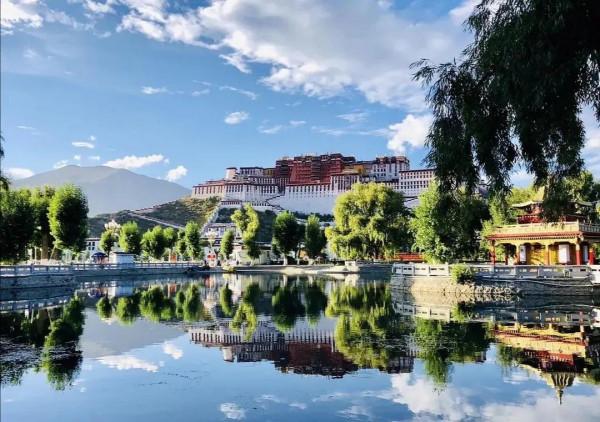 一個缺氧但不缺信仰的地方