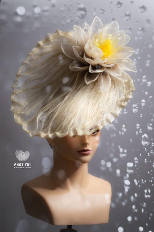 太吸睛！越南造型師把頭髮做成盛放的花朵形狀