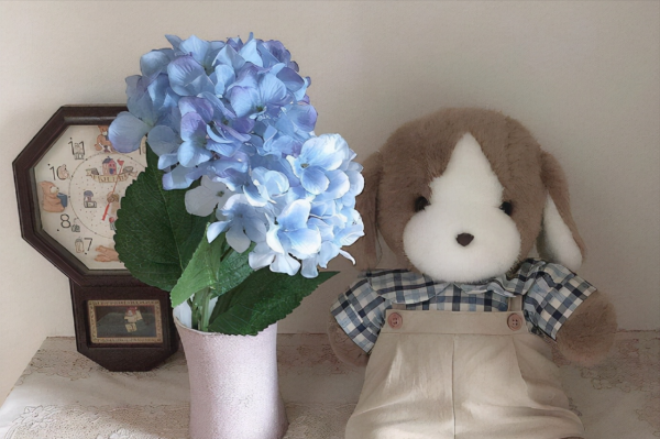 可鹽可甜的星座女，“小魔女”一般的存在，情緒多變，風格百變