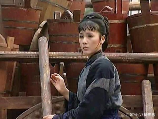 10年後重溫《康熙王朝》:才懂容妃獲罪被罰刷27年馬桶的真實原因 10年後重溫《康熙王朝》:才懂容妃獲罪被罰刷27年馬桶的真實原因