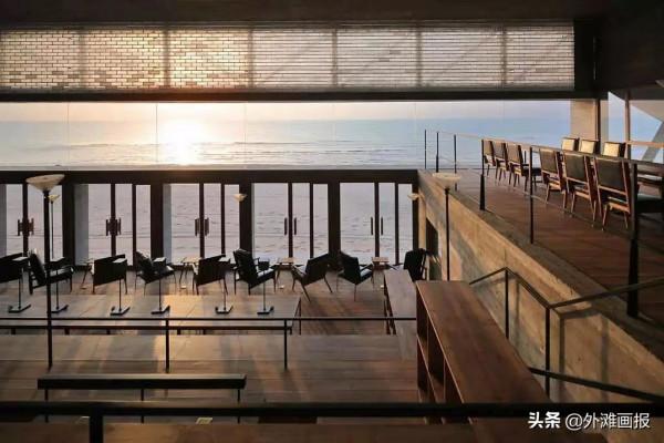 我在阿那亞，瘋到凌晨三點