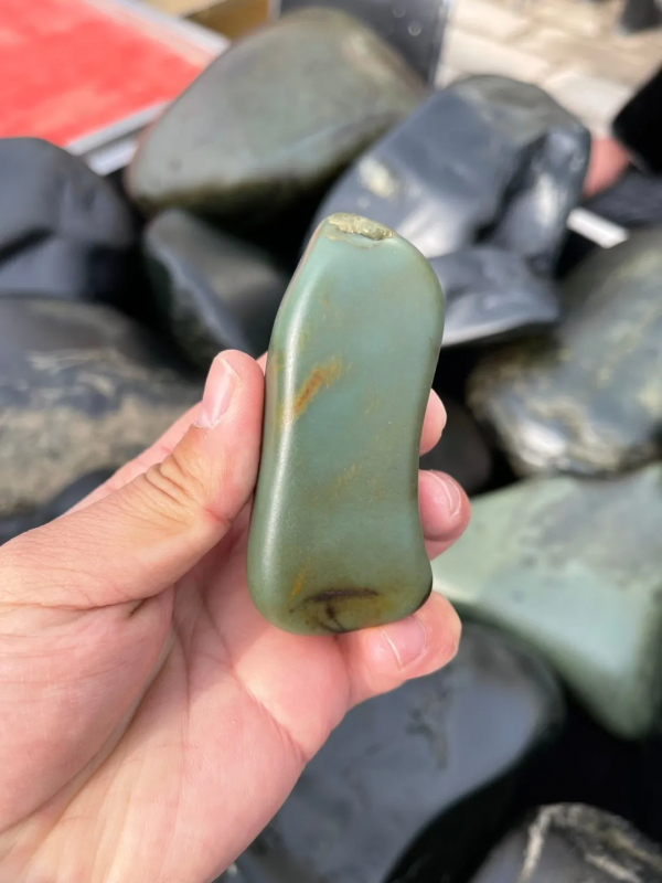 2021翻篇啦 · 如今和田玉石巴扎的行情怎樣