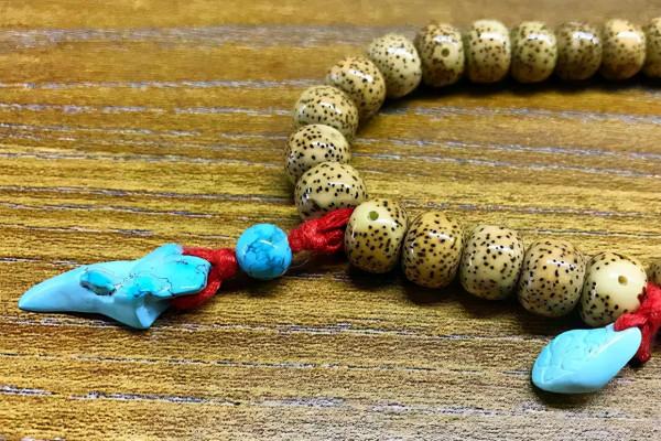 手串盤壞了別扔,說不定就價值上萬 手串盤壞了別扔,說不定就價值上萬