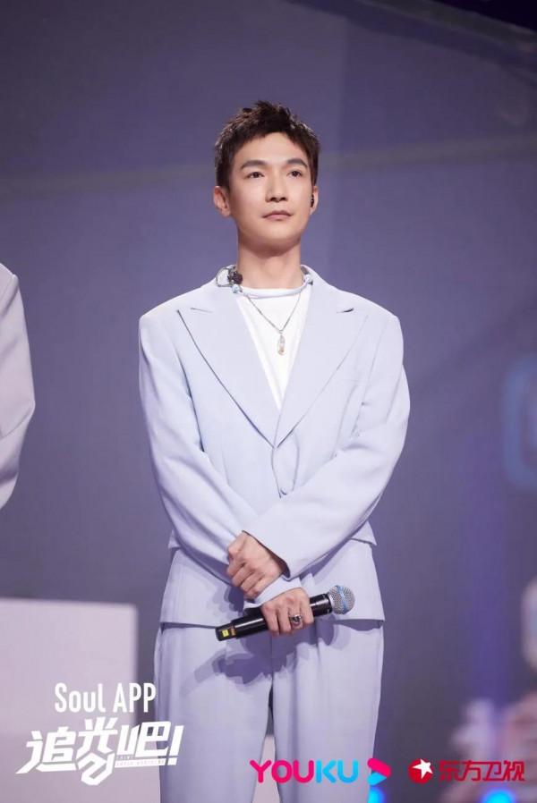 43歲吳建豪上演高難度動作，這一招出來把金星都嚇到