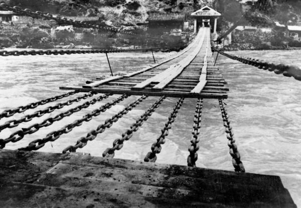 楊得志回湖南探親,姐姐掏出一張照片:壞人看見要殺頭!為何? 楊得志回湖南探親,姐姐掏出一張照片:壞人看見要殺頭!為何?