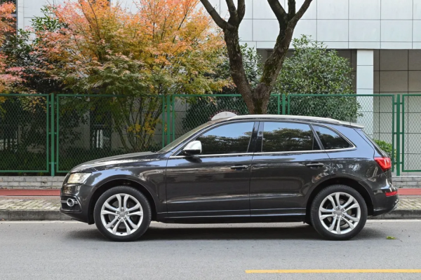 零百5秒出頭的全能好手,二手奧迪SQ5不好惹 零百5秒出頭的全能好手,二手奧迪SQ5不好惹